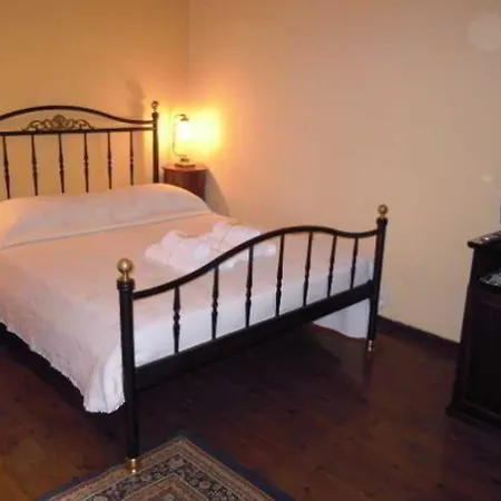 Atheaton Traditional Guest ηouse Guest house 4*
